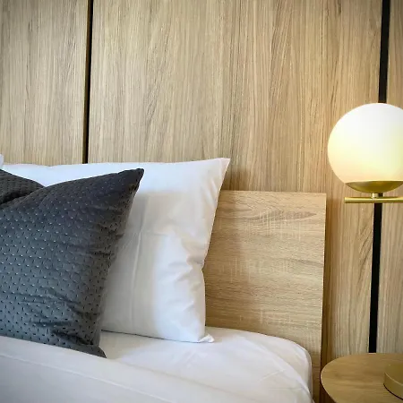 Business & Family For 6 Guests With Free Parking